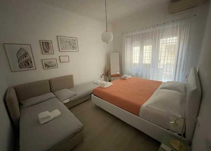 Cozy Close To The Center Apartment Rom